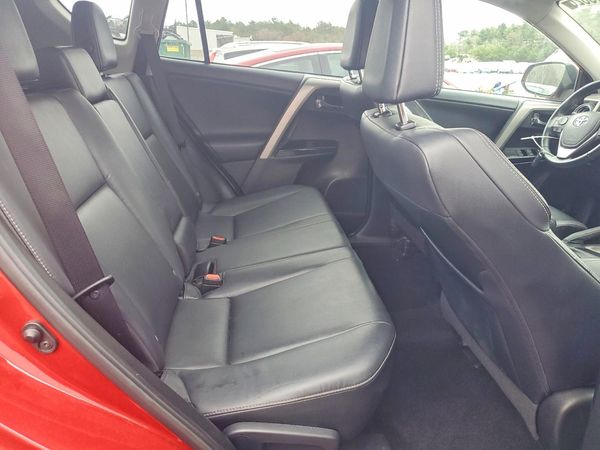 2016 TOYOTA RAV4