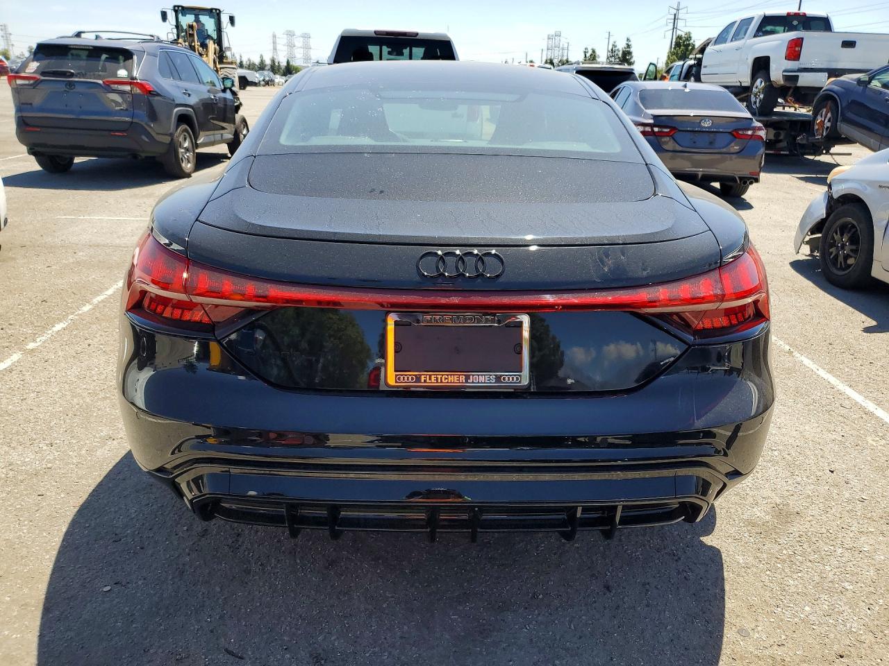 2024 AUDI E-TRON GT quattro Premium Plus