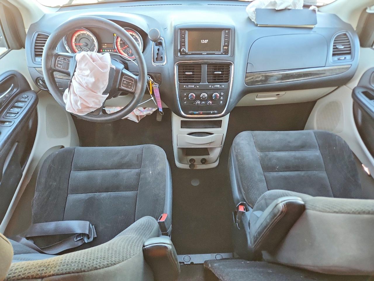 2019 DODGE GRAND CARAVAN SE