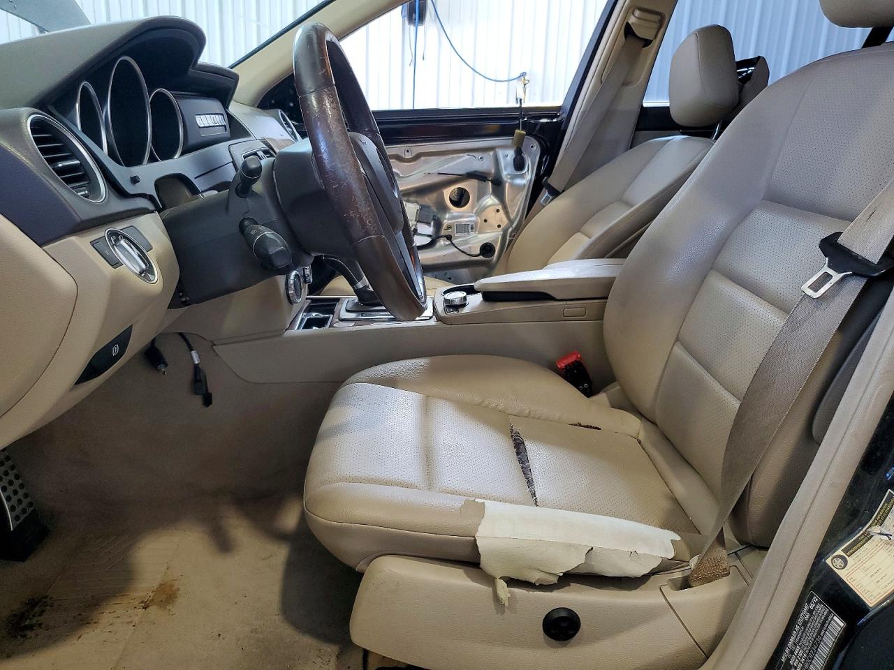 2012 MERCEDES-BENZ C C250