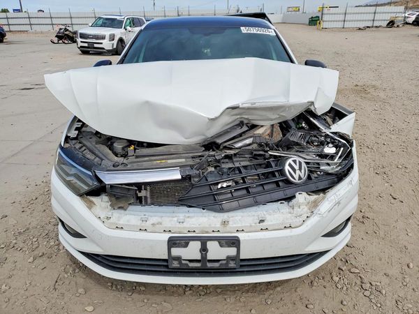 2019 VOLKSWAGEN JETTA