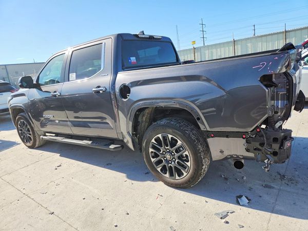 2025 TOYOTA TUNDRA Limited