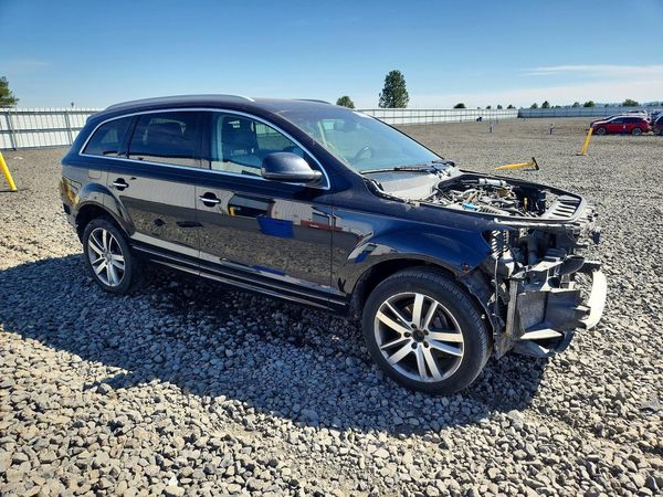 2014 AUDI Q7 Premium Plus — Passenger 3/4