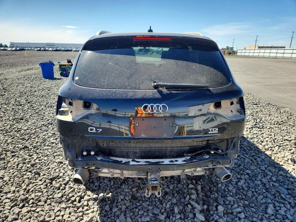 2014 AUDI Q7 Premium Plus — DIRR