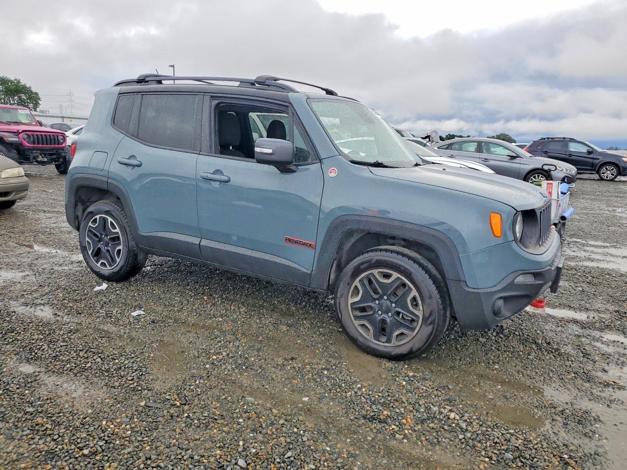 2016 JEEP RENEGADE TRAILHAWK 4X4