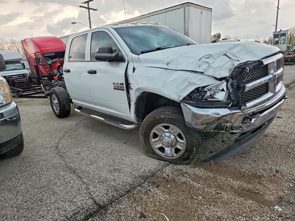 2018 RAM 3500 ST — Passenger 3/4