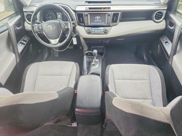2017 TOYOTA RAV4
