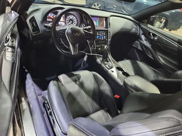 2018 INFINITI Q60