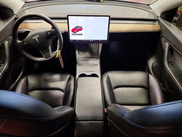 2021 TESLA MODEL Y
