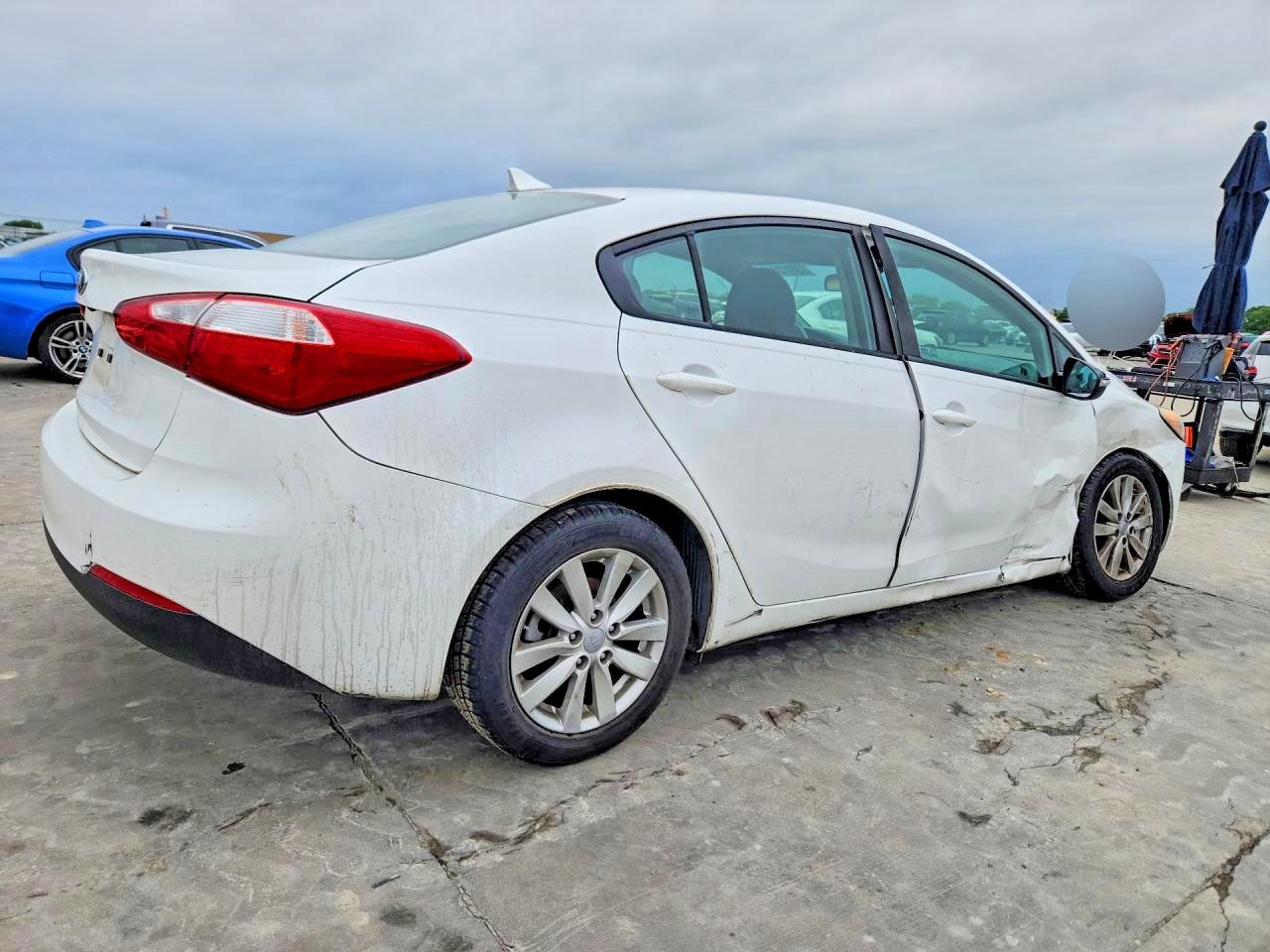 2016 KIA FORTE