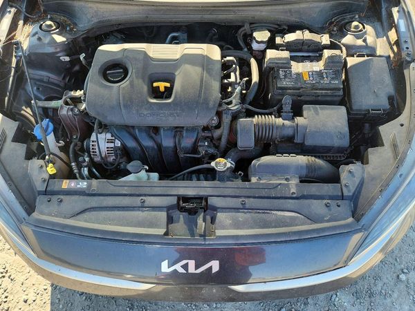 2022 KIA FORTE FE, LXS