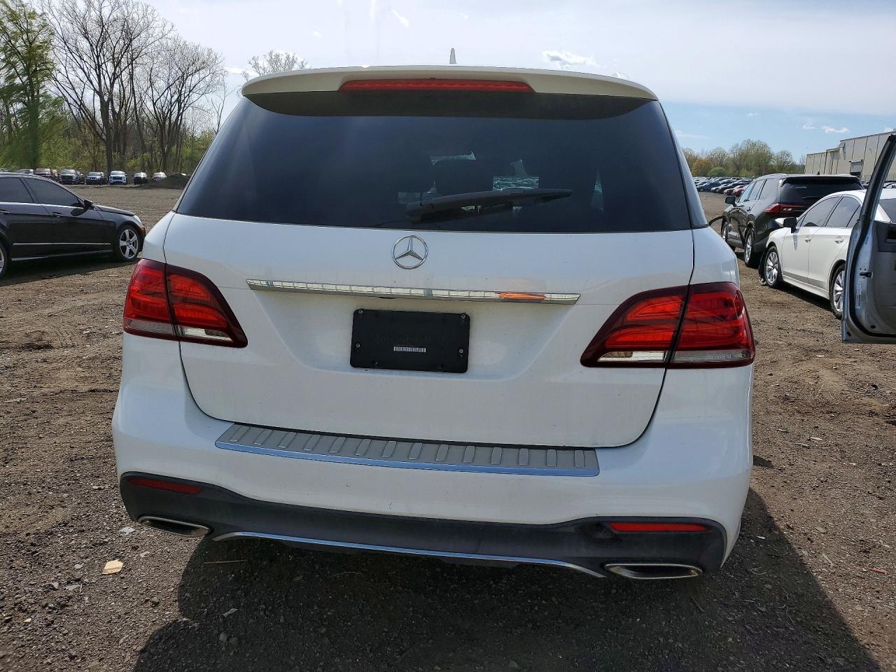2016 MERCEDES-BENZ GLE
