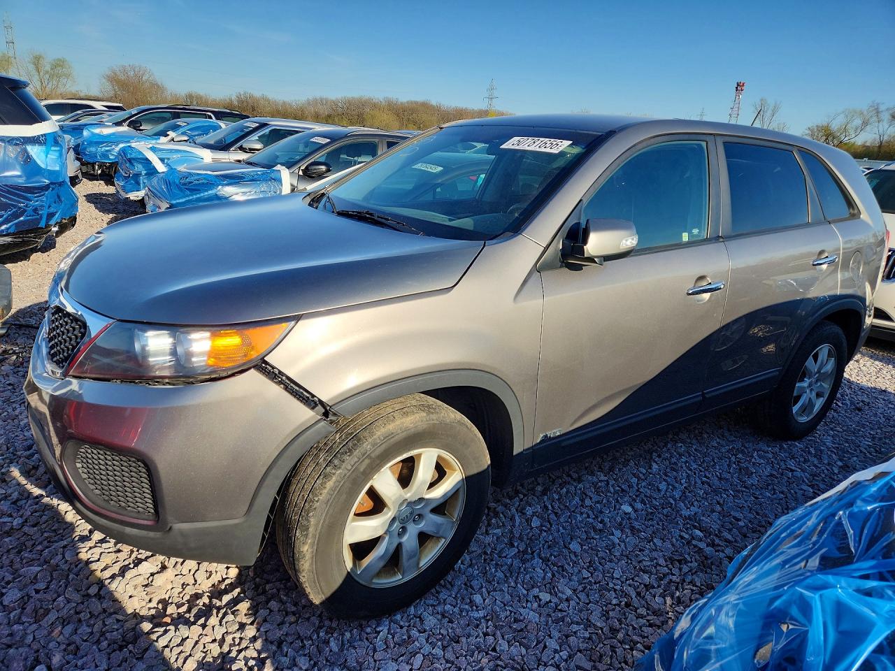 2013 KIA SORENTO Base / LX