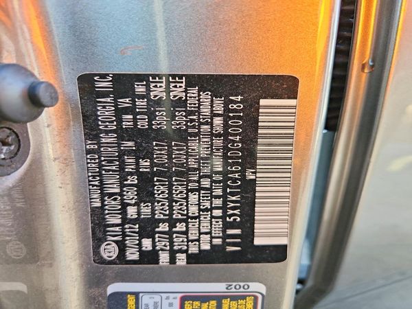 2013 KIA SORENTO Base / LX
