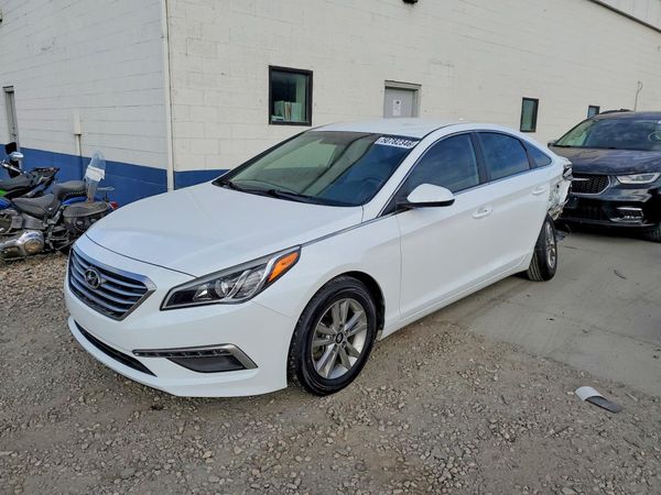 2015 HYUNDAI SONATA — DSFA — Front 3/4