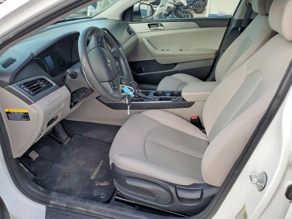 2015 HYUNDAI SONATA SE, ECO — DENT