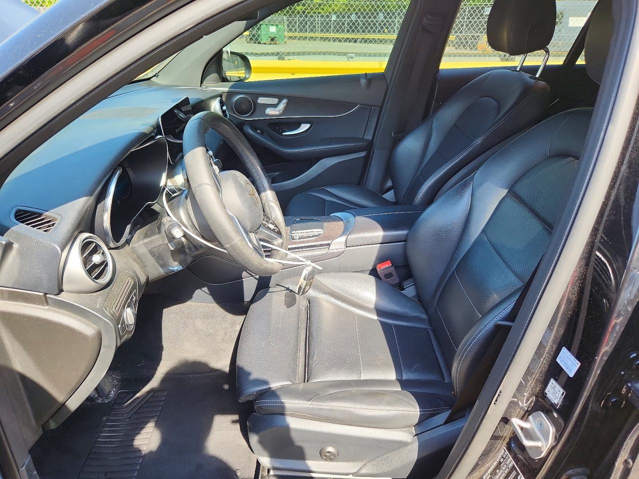 2021 MERCEDES-BENZ GLC GLC300-4M