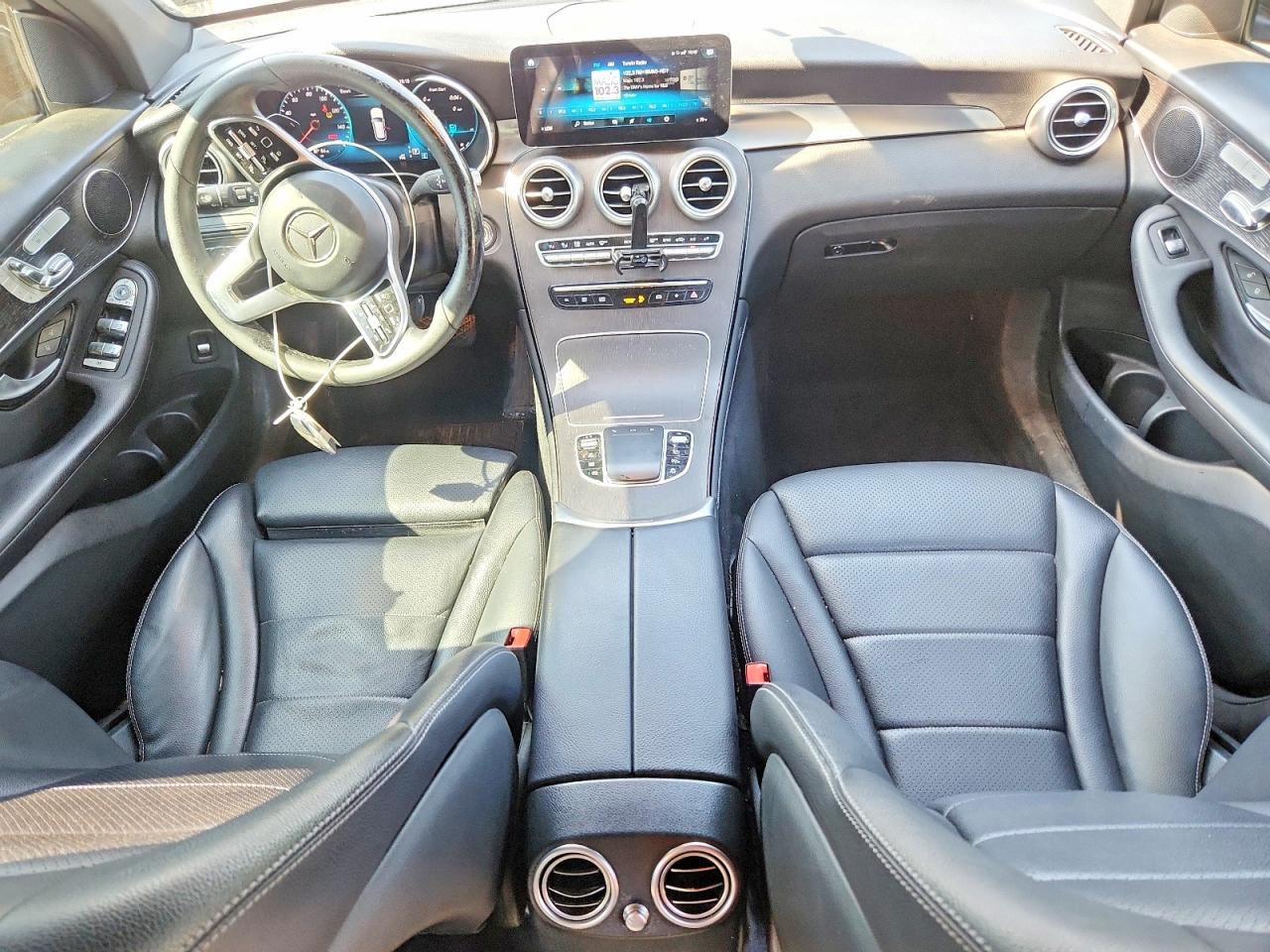2021 MERCEDES-BENZ GLC GLC300-4M