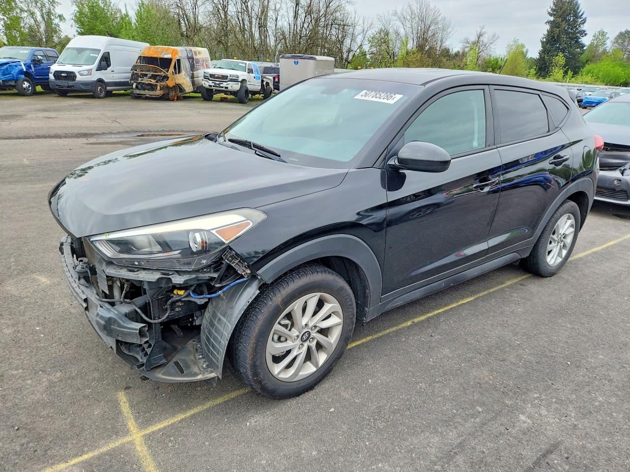 2017 HYUNDAI TUCSON SE (no options)