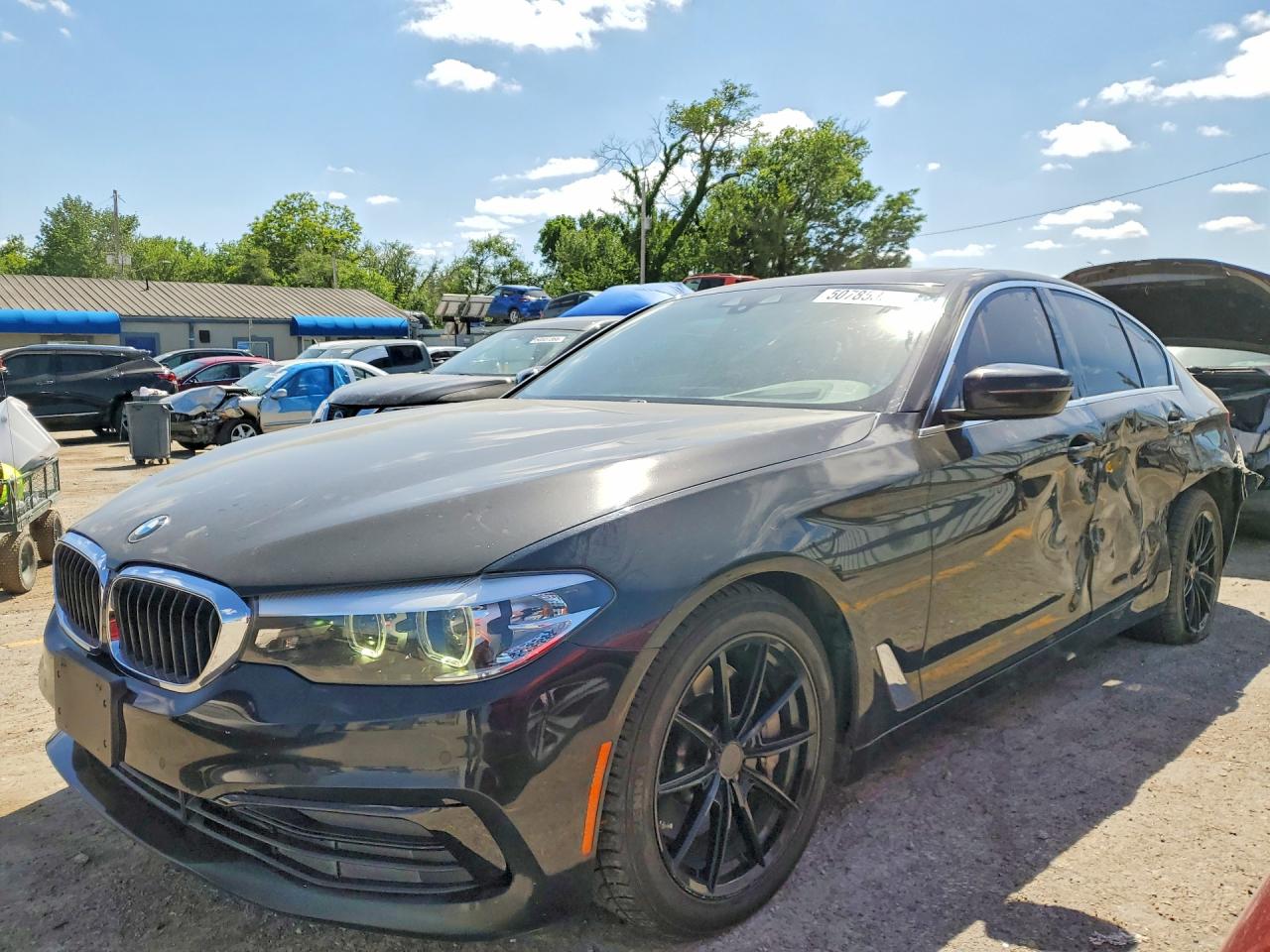 2019 BMW 530