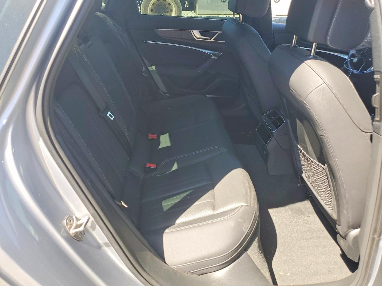 2022 AUDI A6 quattro Premium Plus