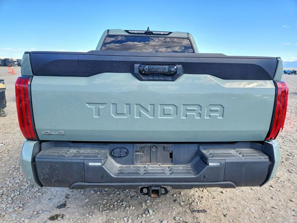 2025 TOYOTA TUNDRA