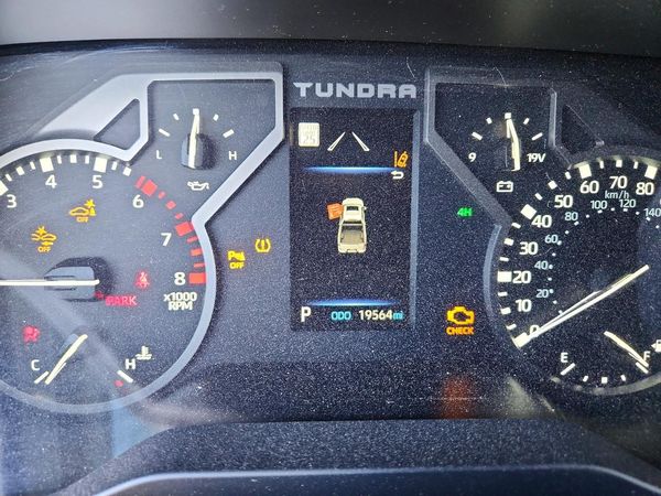2025 TOYOTA TUNDRA