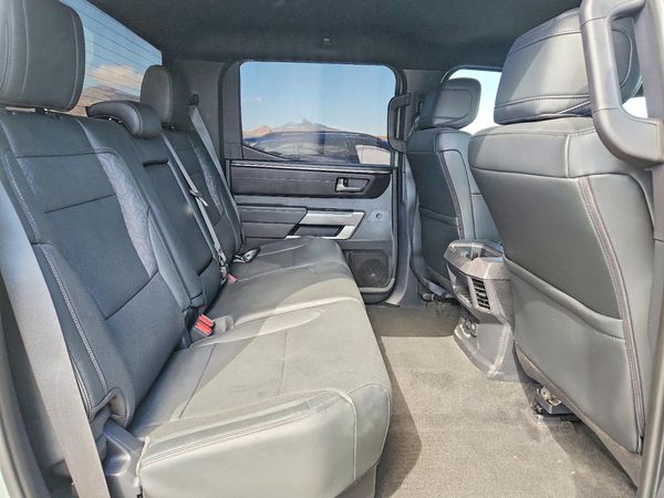 2025 TOYOTA TUNDRA