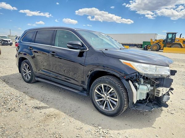 2019 TOYOTA HIGHLANDER SE/XLE