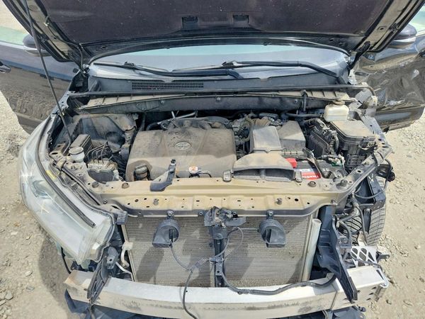 2019 TOYOTA HIGHLANDER SE/XLE