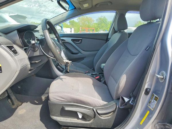 2015 HYUNDAI ELANTRA