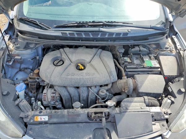 2015 HYUNDAI ELANTRA