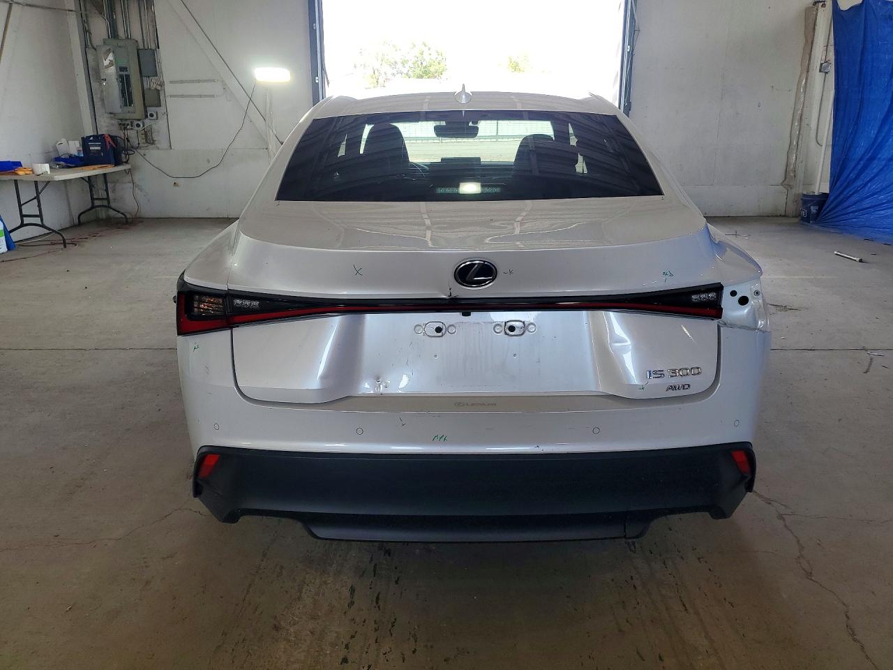 2022 LEXUS IS 300 300 Comfort