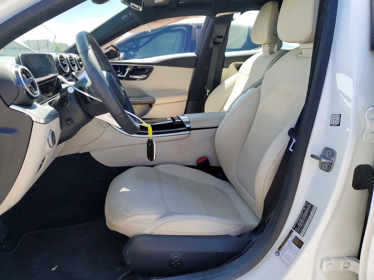 2025 MERCEDES-BENZ C C300