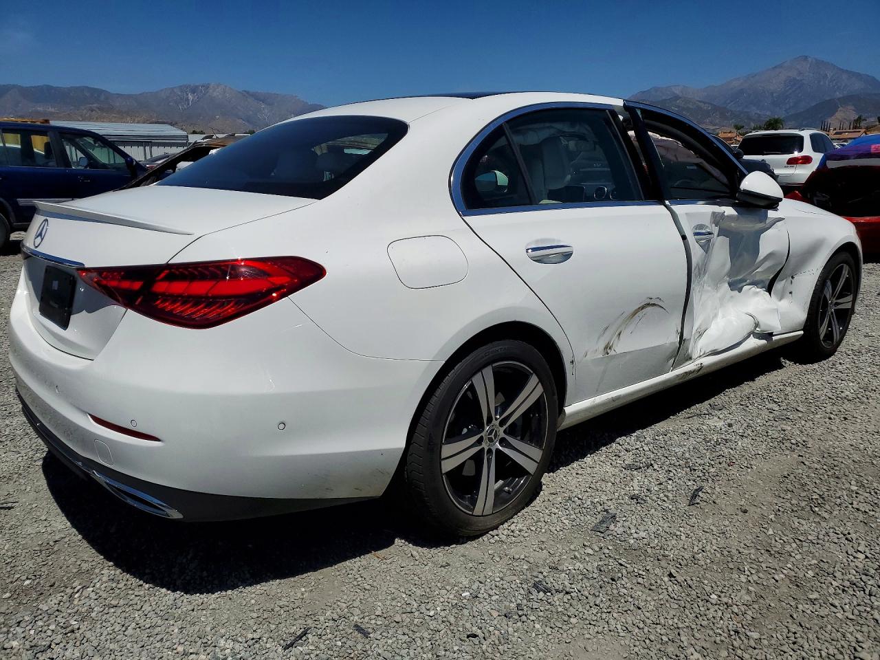 2025 MERCEDES-BENZ C C300