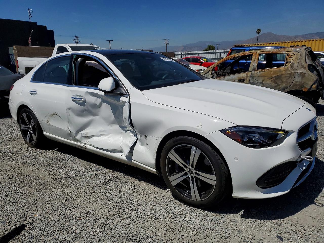 2025 MERCEDES-BENZ C C300
