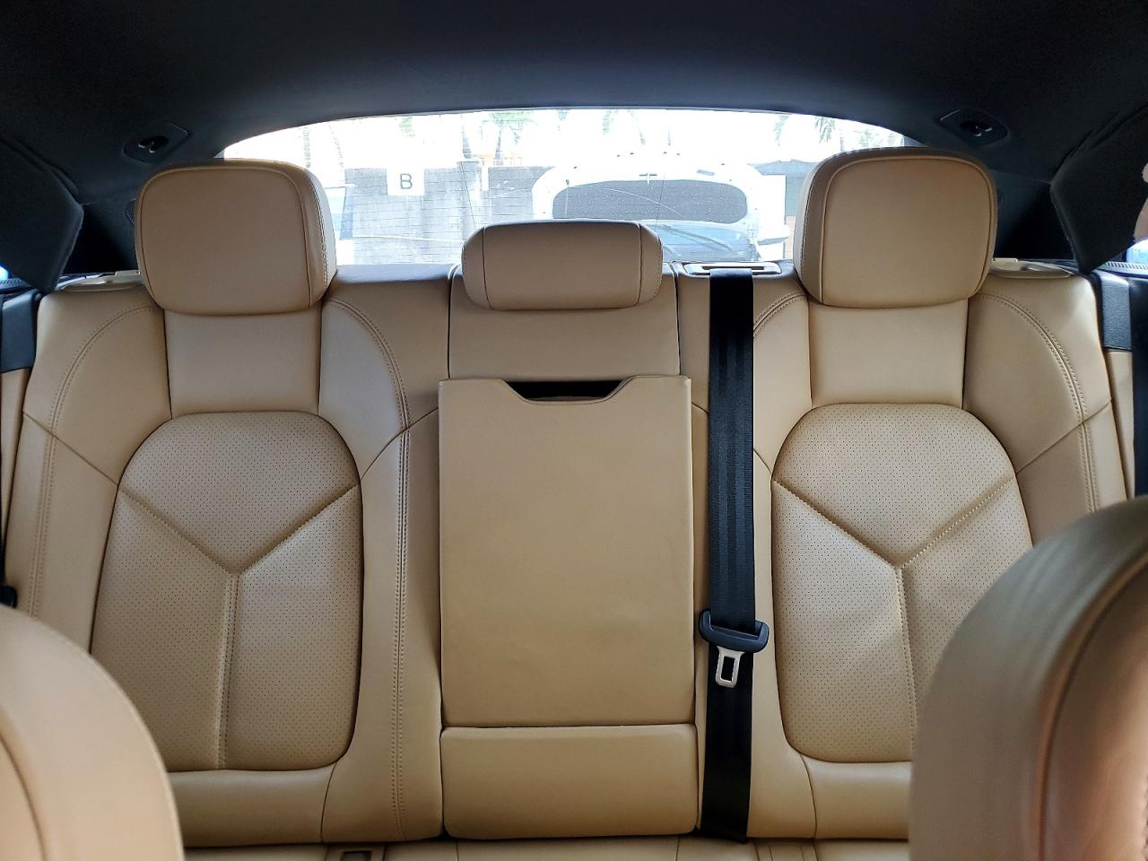 2018 PORSCHE MACAN Macan S