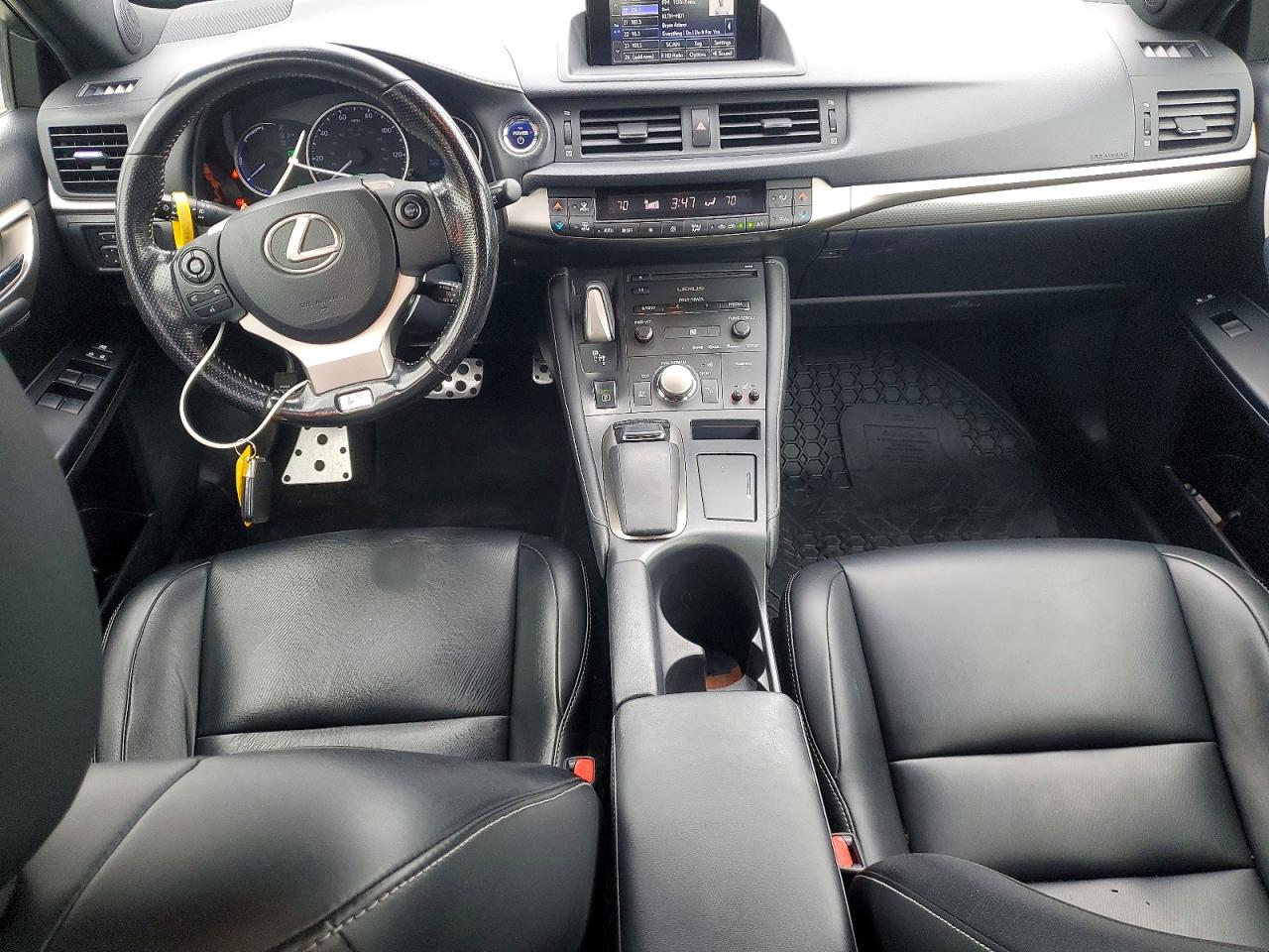 2016 LEXUS CT 200h