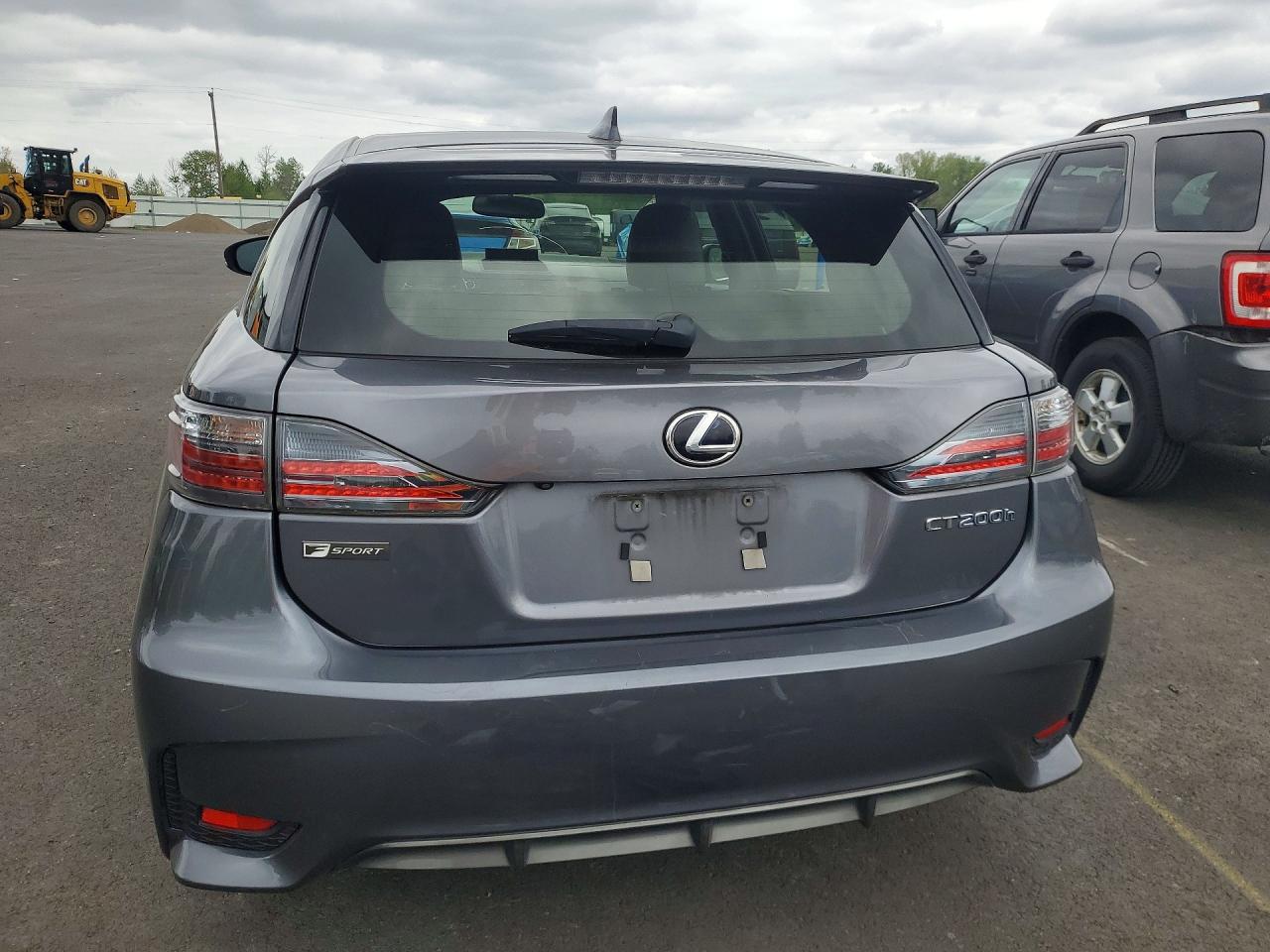 2016 LEXUS CT 200h