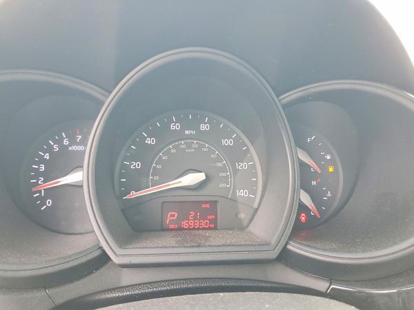 2016 KIA RIO