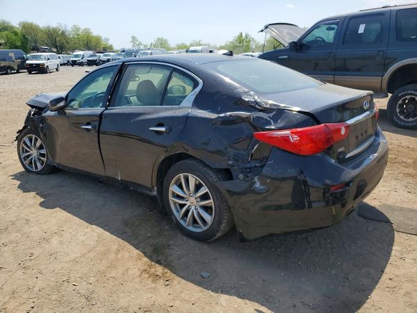 2015 INFINITI Q50 — DSRA