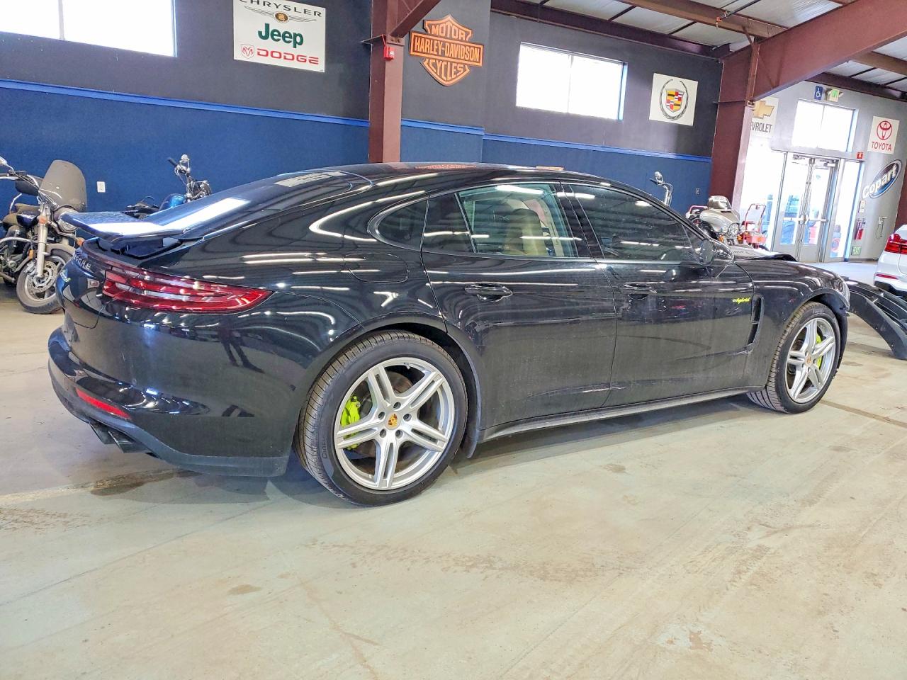 2018 PORSCHE PANAMERA 4 E-Hybrid