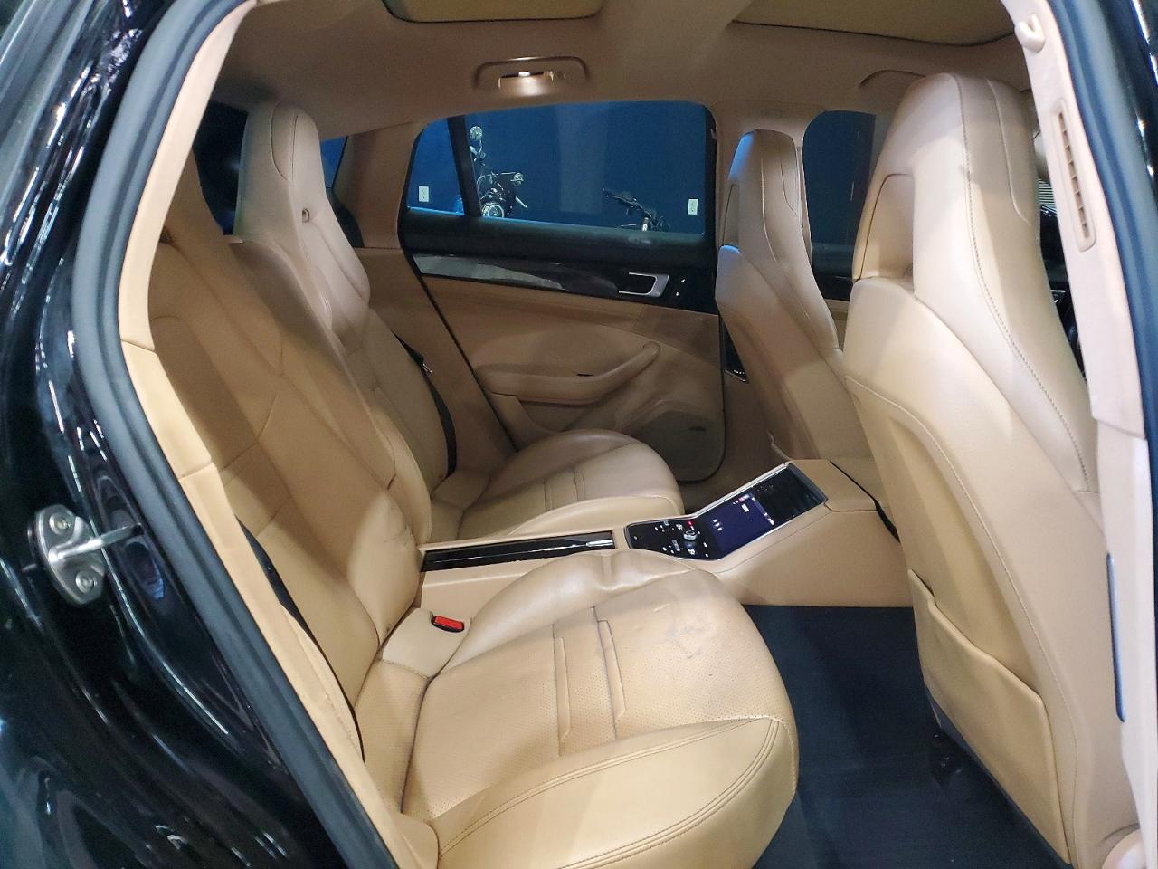 2018 PORSCHE PANAMERA 4 E-Hybrid