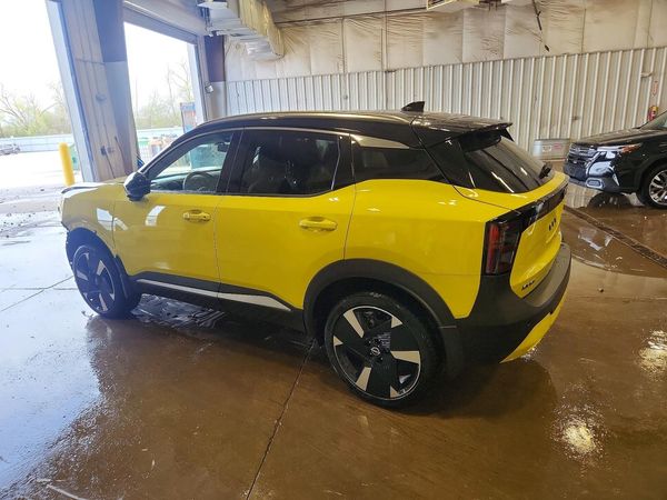 2025 NISSAN KICKS SR