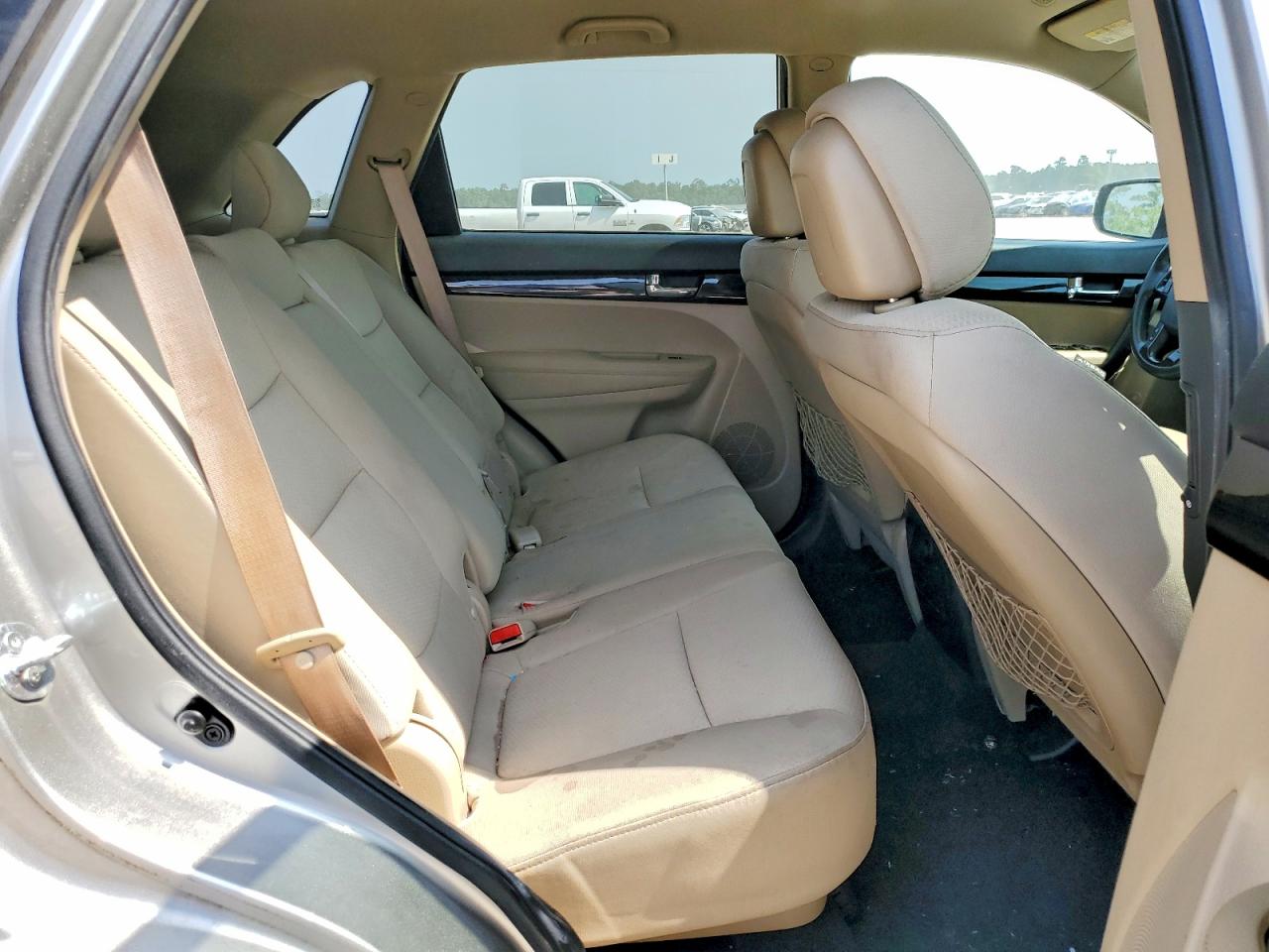 2013 KIA SORENTO Base / LX