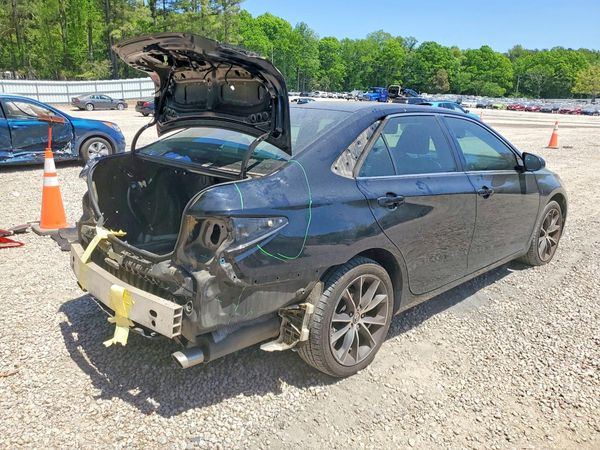 2017 TOYOTA CAMRY