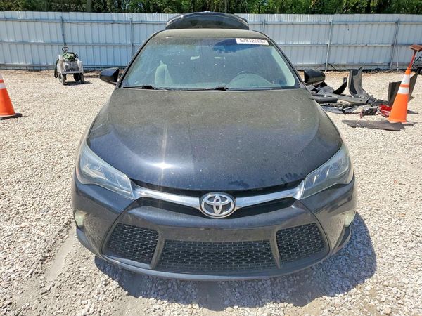 2017 TOYOTA CAMRY