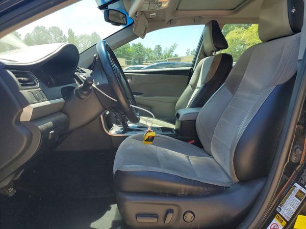 2017 TOYOTA CAMRY