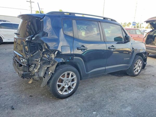 2022 JEEP RENEGADE Latitude, Longitude