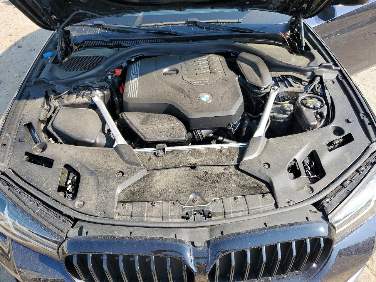 2022 BMW 530